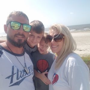 Meet your Posher, Carl